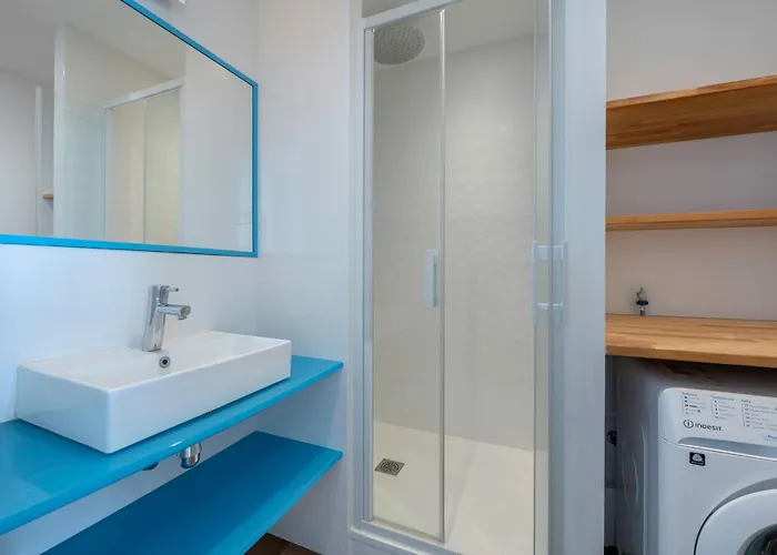 Pour 6, Vue A 40m De La Apartment